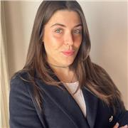 Insegnante di diritto civile a studenti delle superiori e/o universitari